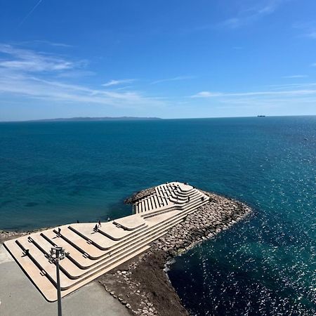 Sea View Apartments Дуррес Экстерьер фото
