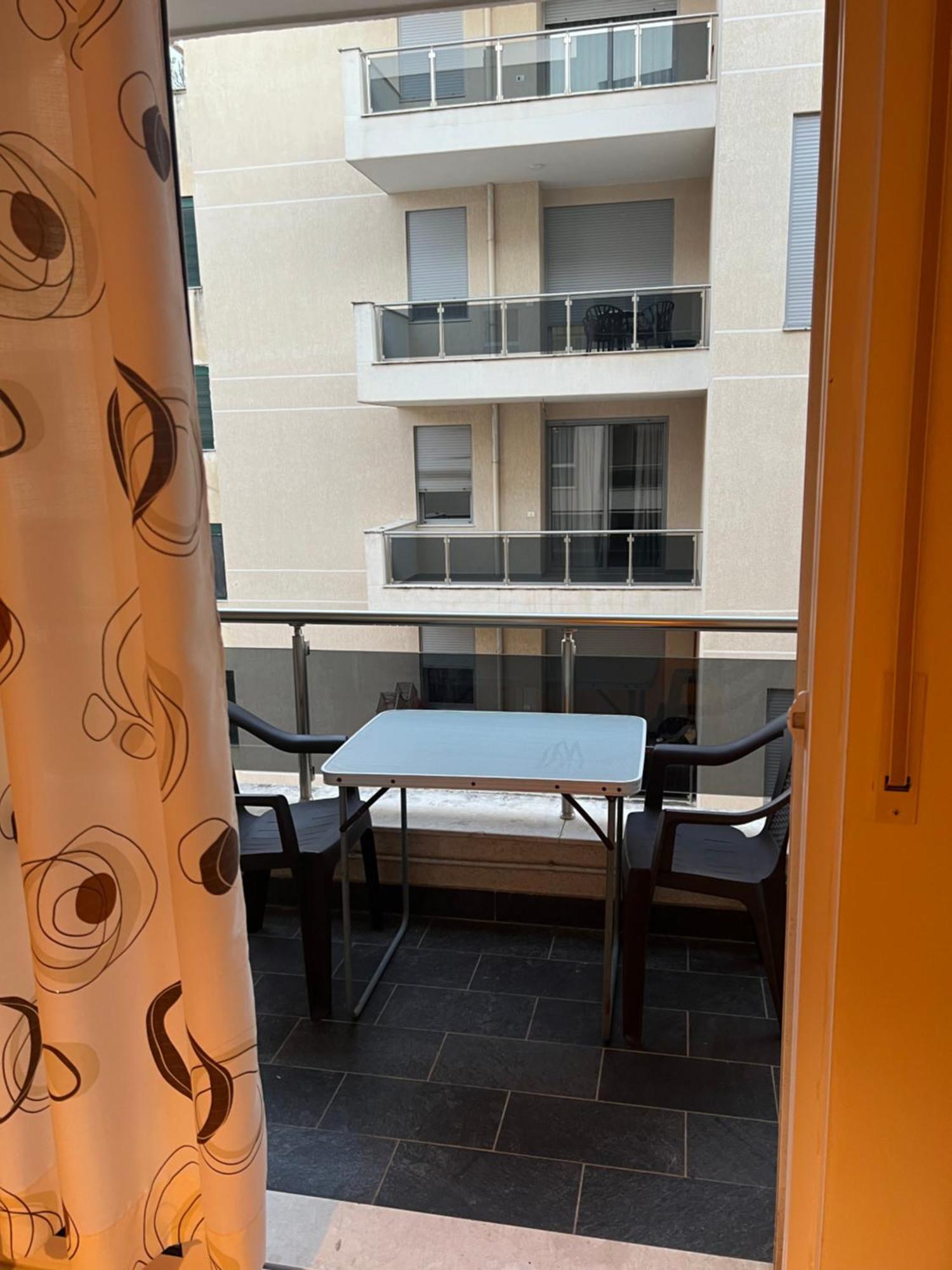 Sea View Apartments Дуррес Экстерьер фото