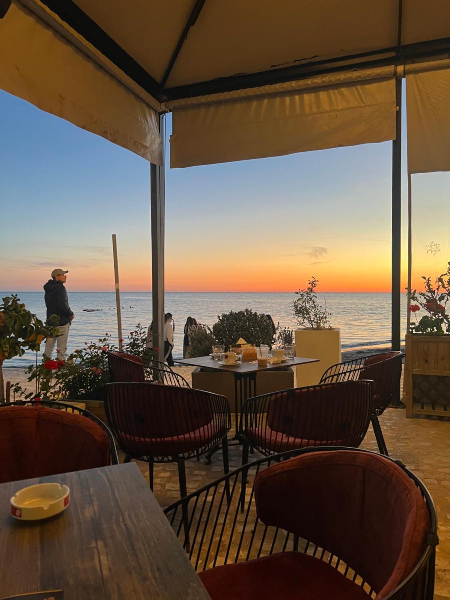 Sea View Apartments Дуррес Экстерьер фото