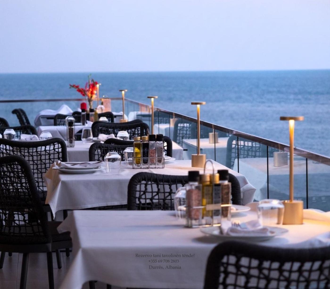 Sea View Apartments Дуррес Экстерьер фото