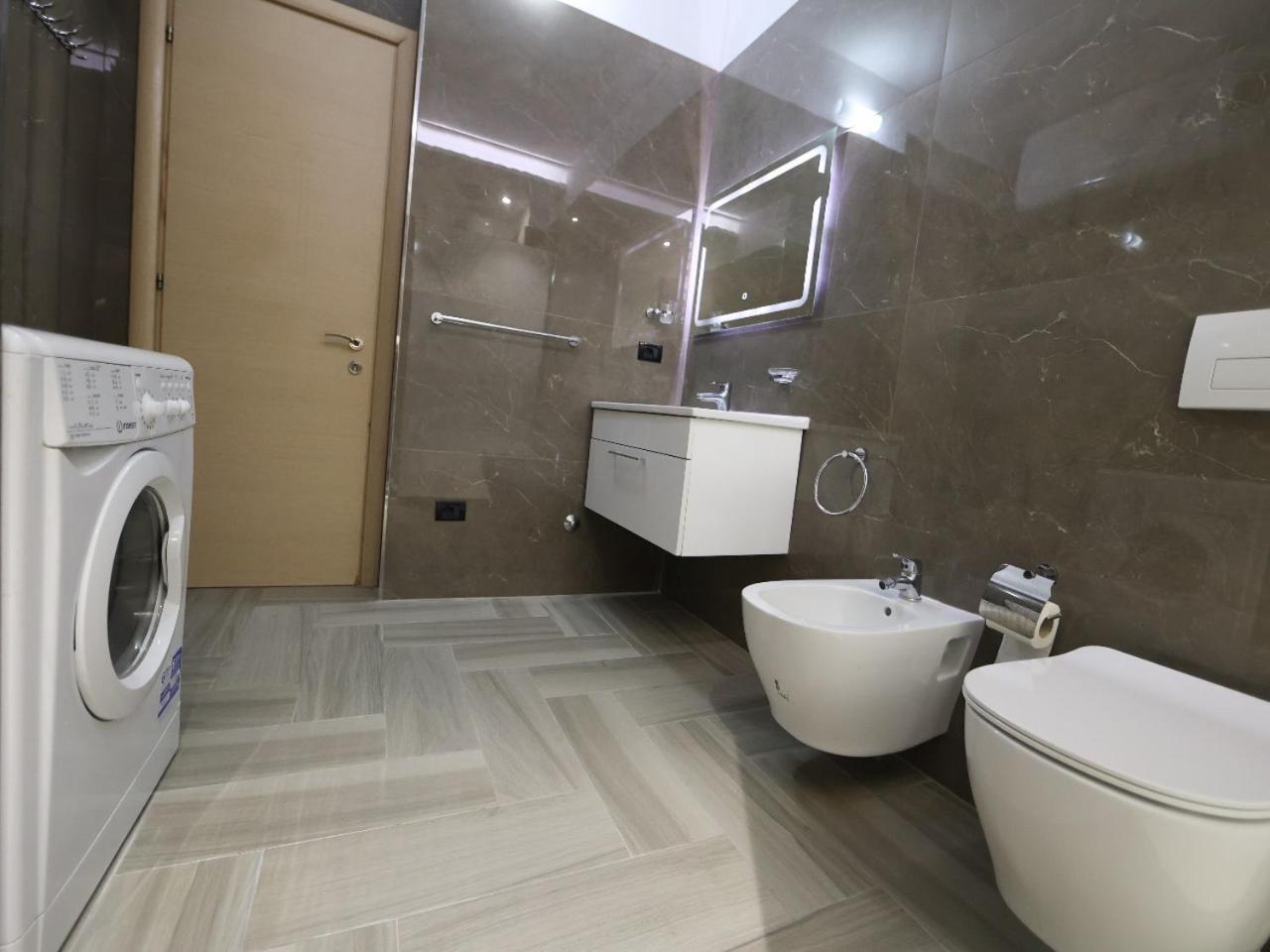 Sea View Apartments Дуррес Экстерьер фото