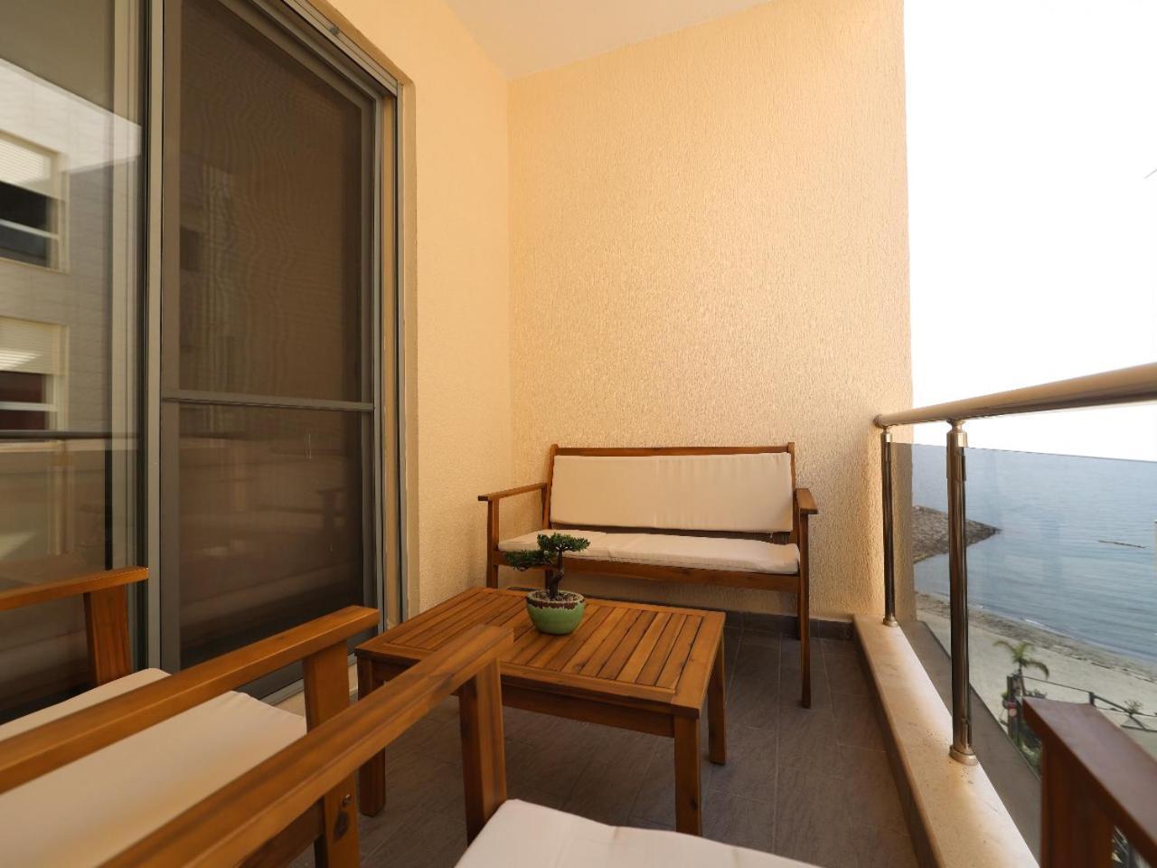 Sea View Apartments Дуррес Экстерьер фото