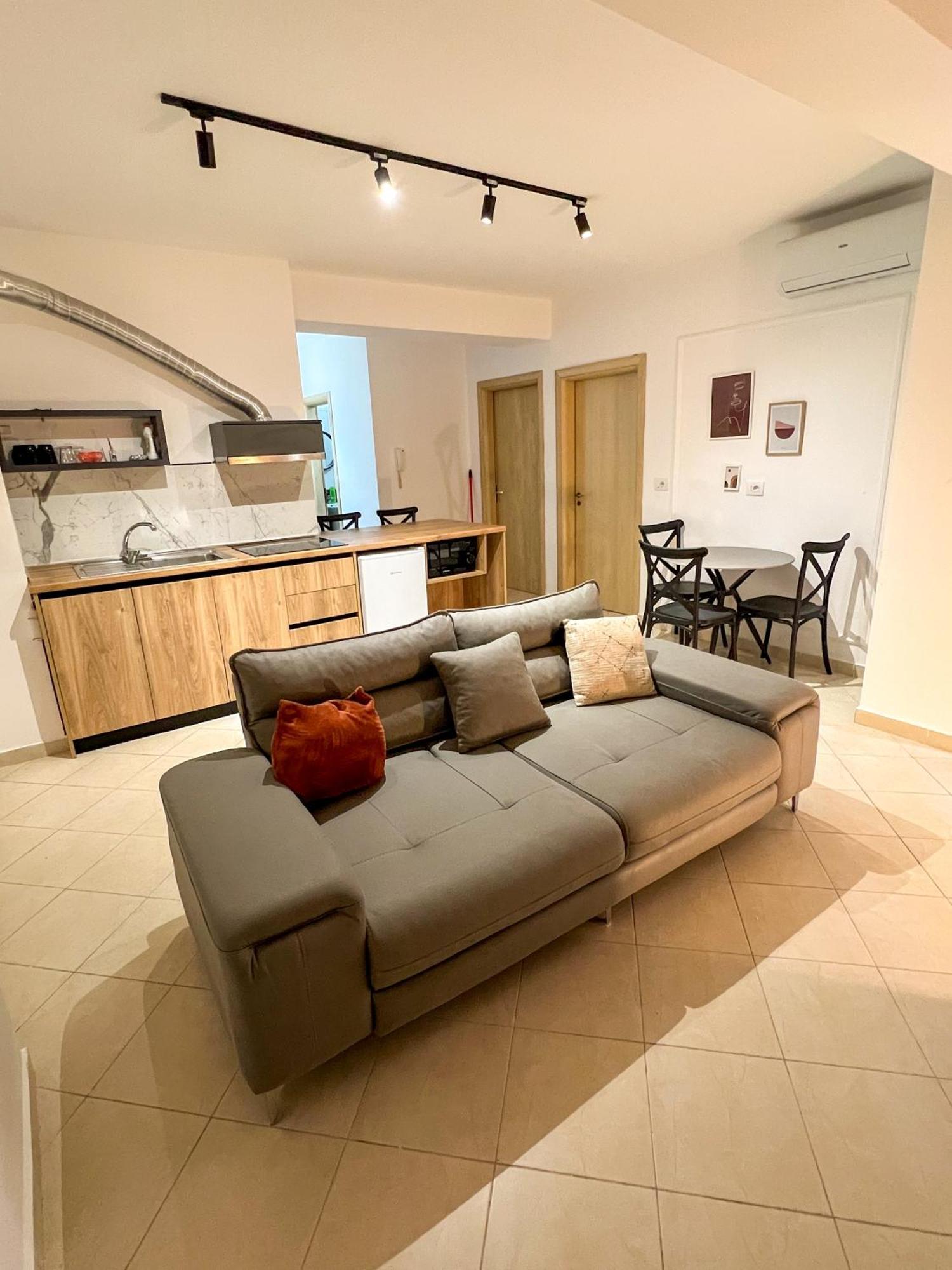 Sea View Apartments Дуррес Экстерьер фото
